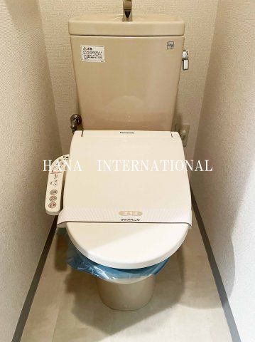 トイレ　反転タイプ参考写真