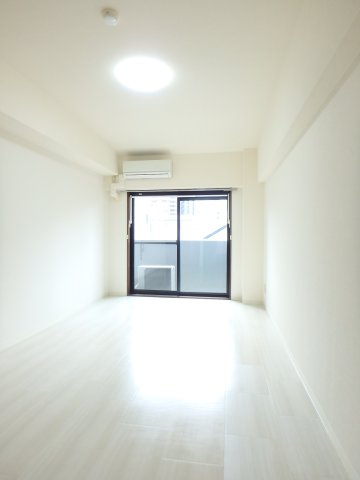 居室・リビング　※現状優先