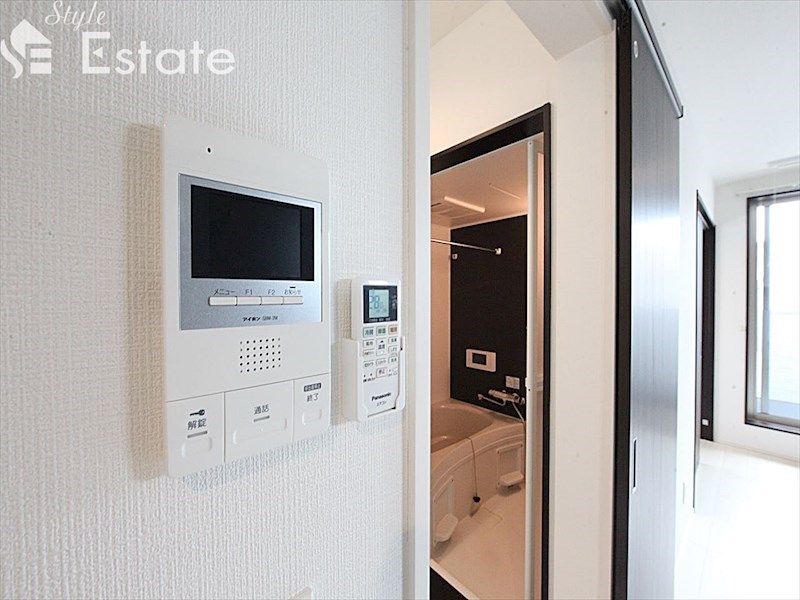 セキュリティ　モニター付きインターホン