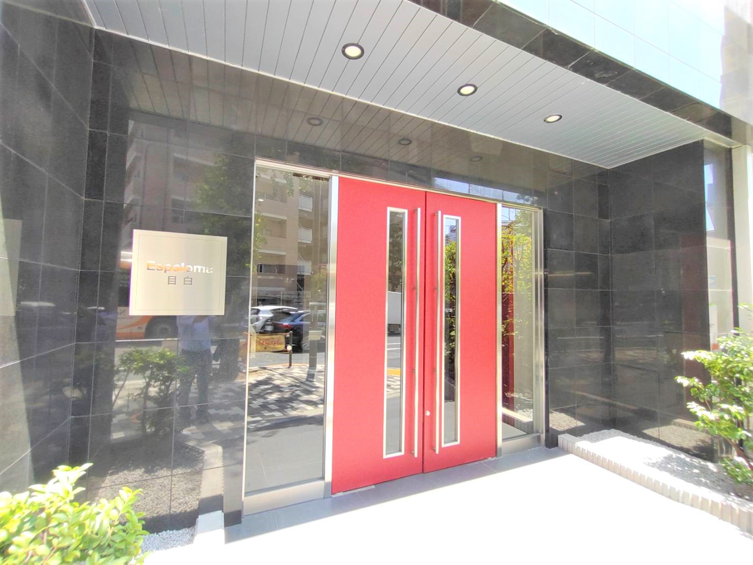 エントランス　オートロックエントランス