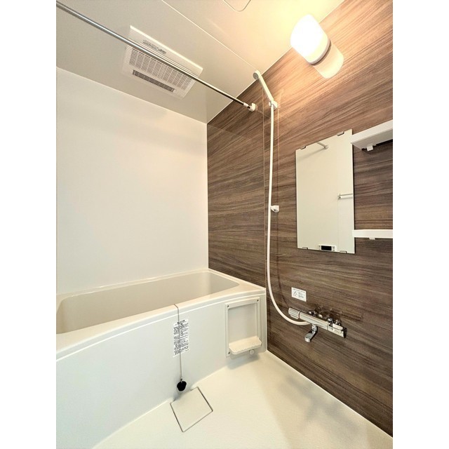 バス・シャワールーム　※同タイプ別住戸写真