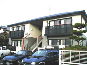 建物外観　南向きの日当たりの良い建物