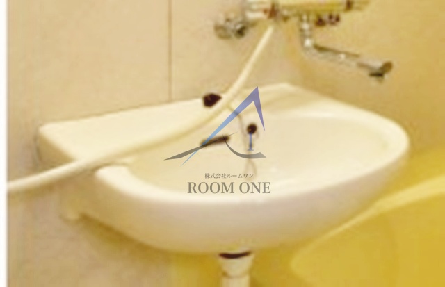 洗面設備　洗面台です。