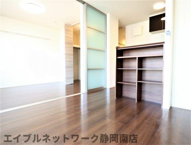 その他部屋・スペース　明るい色調の室内です