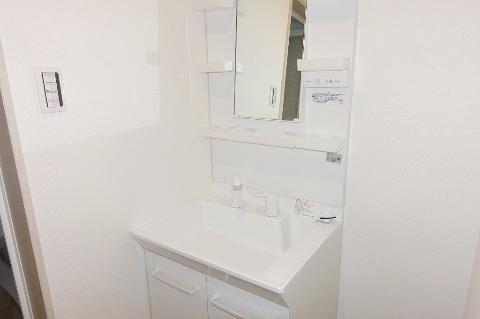 洗面設備　洗髪洗面化粧台