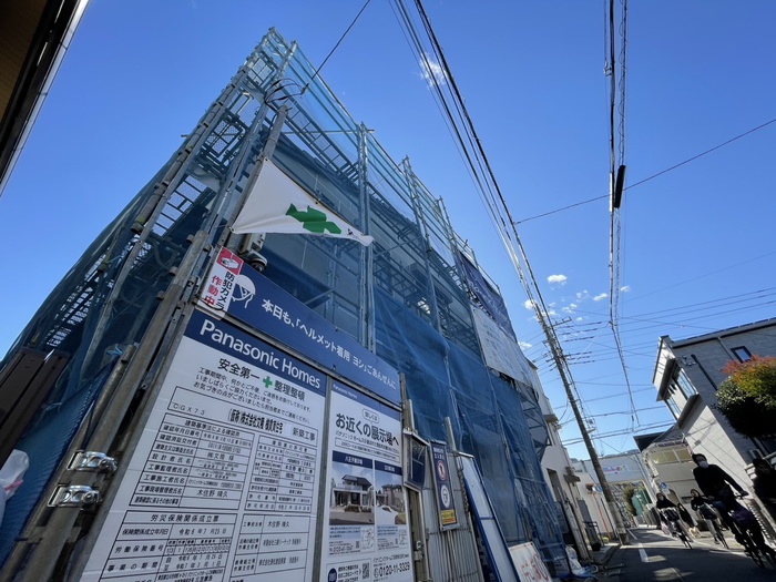 建物外観　建築中