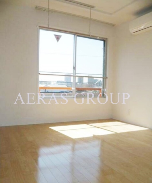 居室・リビング　内装