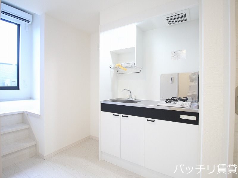 キッチン　別号室の画像。現況優先