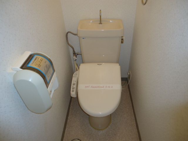 トイレ　清潔感のあるトイレ