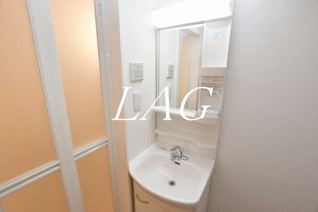 洗面設備　洗面台です。