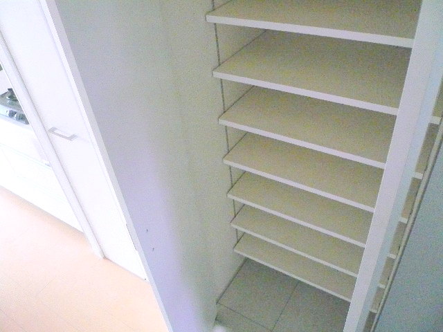 その他設備　シューズボックス