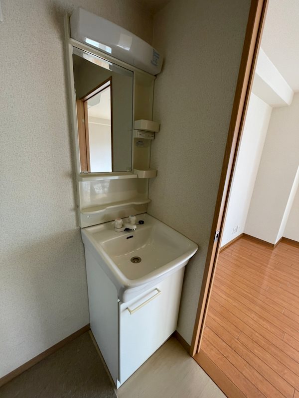 洗面設備　502号室(2023.3.21)