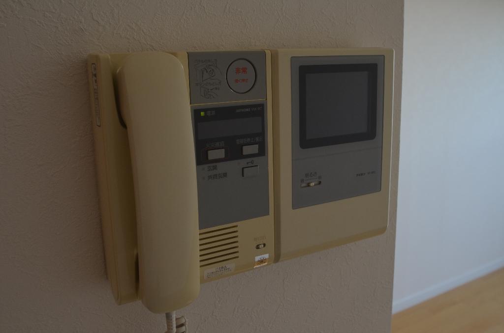 セキュリティ　カメラ付インターホン