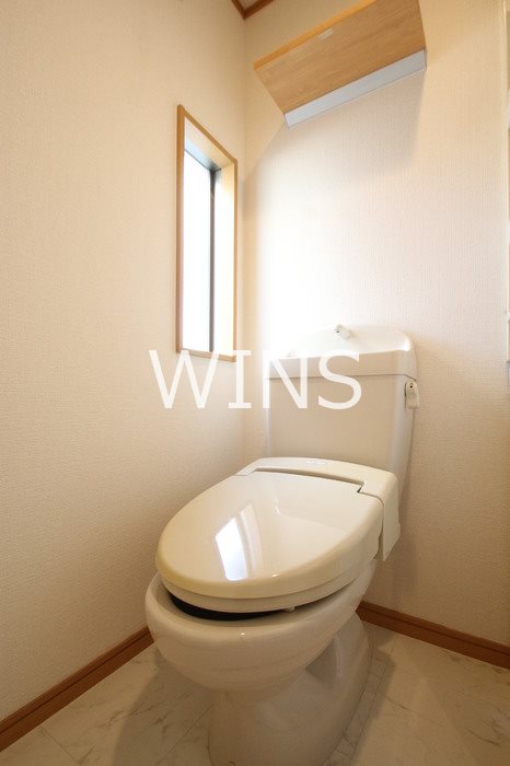 トイレ　別部屋参考写真です