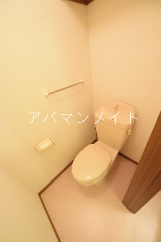 トイレ　シンプルで使いやすいトイレです