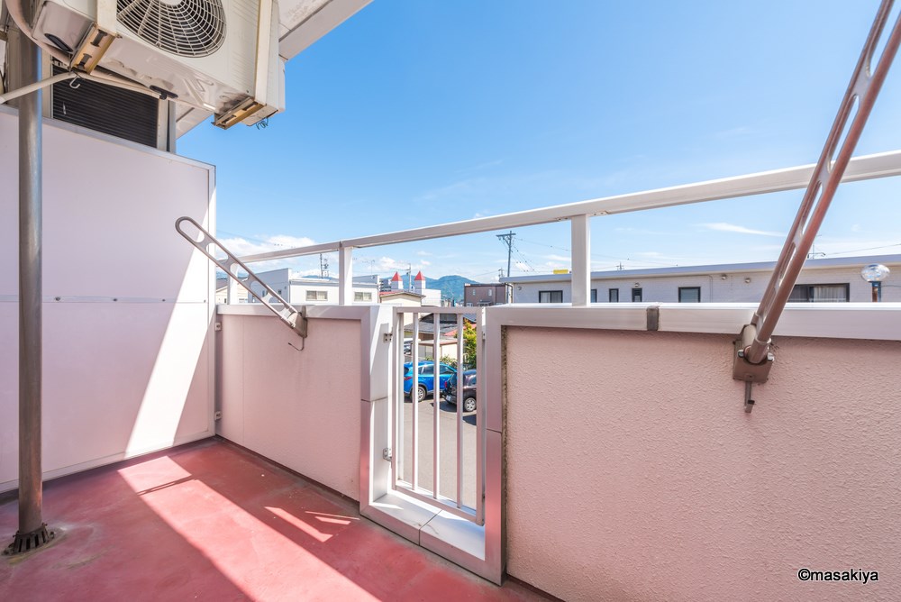 バルコニー　バルコニー