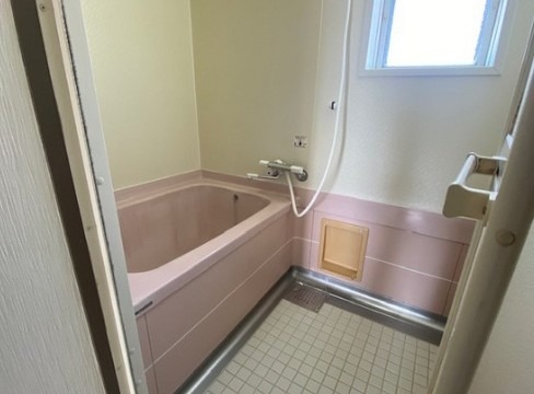 バス・シャワールーム　一日の疲れを癒しましょう