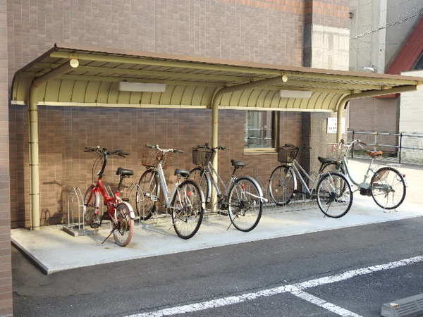 その他共有部分　非常階段側