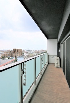 バルコニー　お洗濯はこちらに