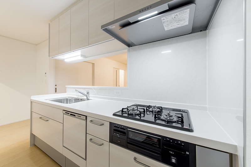 キッチン　３口ガスコンロ付キッチン