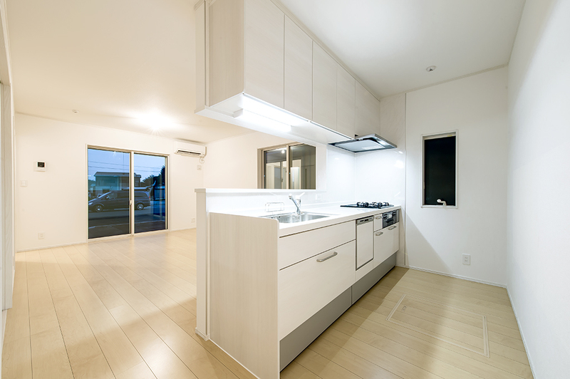 キッチン　３口ガスコンロ付キッチン