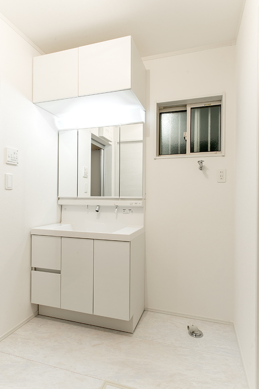 洗面設備　独立洗面化粧台