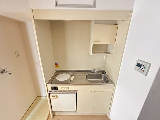 キッチン　※別部屋の写真です