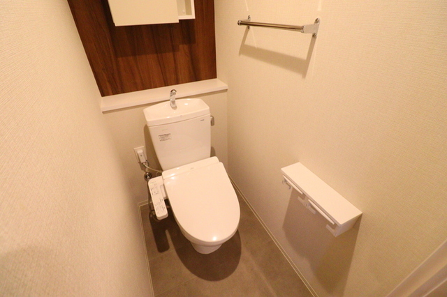 トイレ　トイレ