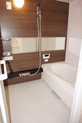 バス・シャワールーム　浴室