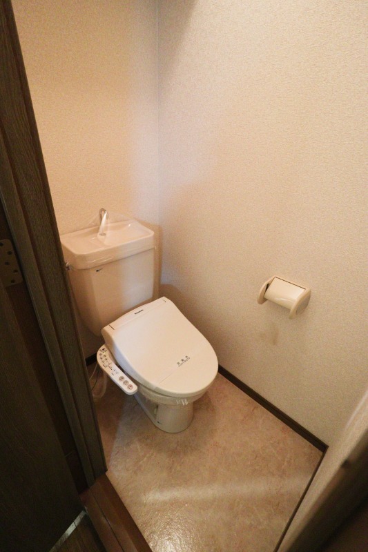 トイレ　図面と現状に相違がある場合には現状を優先