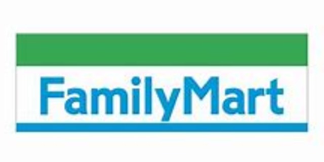 コンビニ　ファミリーマート渋谷笹塚二丁目西店（コンビニ）まで1m