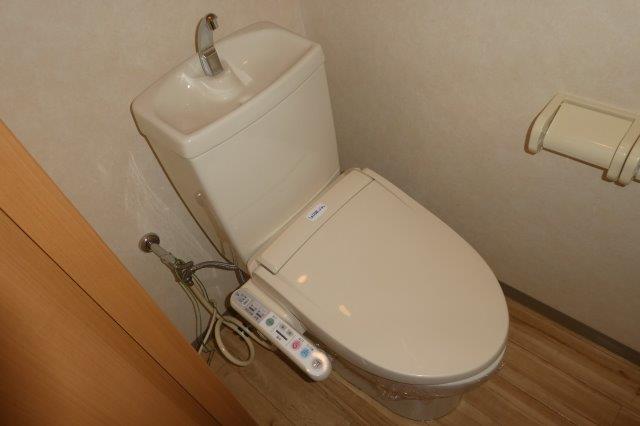 トイレ　ウォシュレット