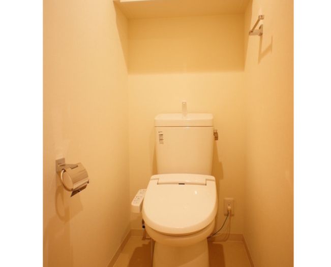 トイレ　コンパクトで使いやすいトイレです