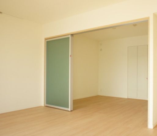 その他部屋・スペース　明るい色調の室内です