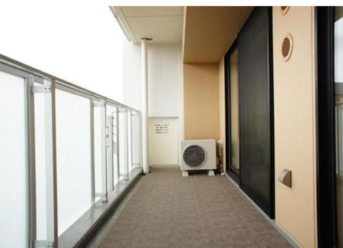 バルコニー　広々としたバルコニーです