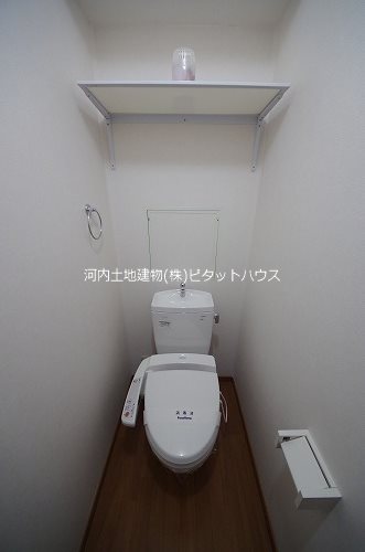 トイレ　温水洗浄便座