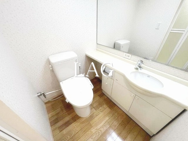 洗面設備　洗面台です。