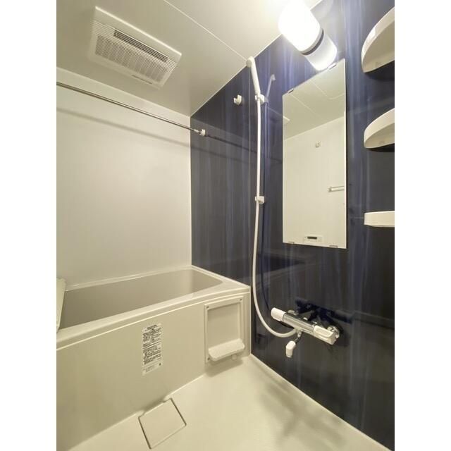 バス・シャワールーム　きれいなお風呂です