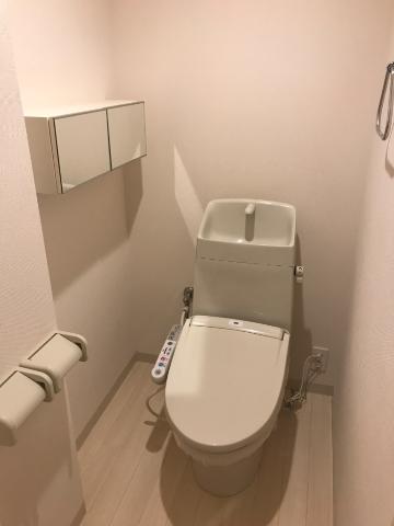 トイレ　シャワー付トイレ