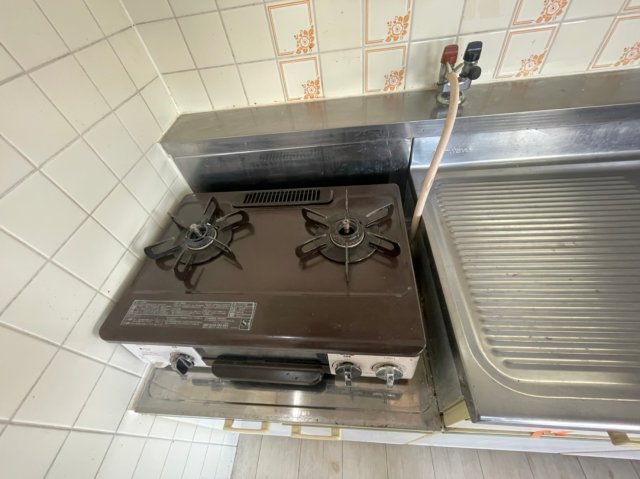 キッチン　イメージとして同建物他部屋を表示しています