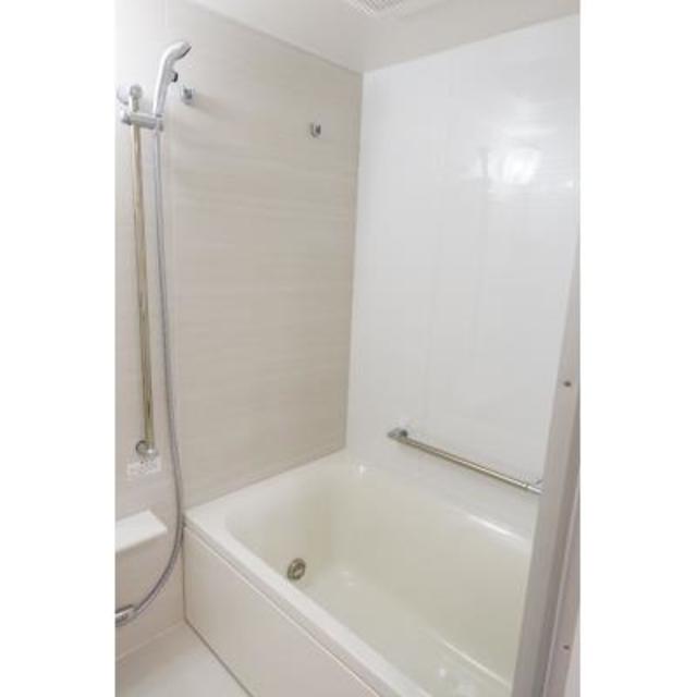 バス・シャワールーム　※写真は同タイプ住戸です。