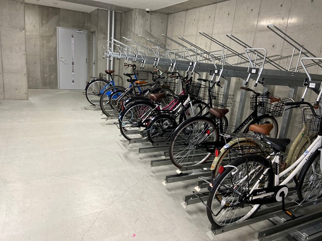 駐車場　駐輪場