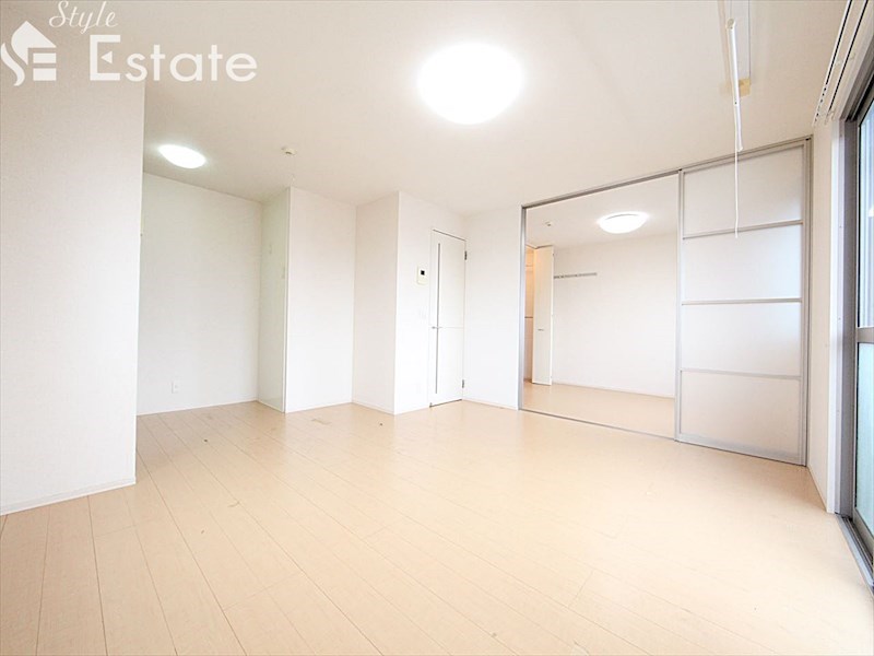 居室・リビング　内装