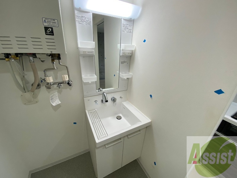 洗面設備　洗面台は独立していて使いやすそうですね。