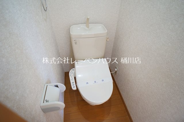 トイレ　レーベンハウス桶川店へ　048-787-5511