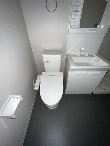 トイレ　ゆったりとした空間のトイレです