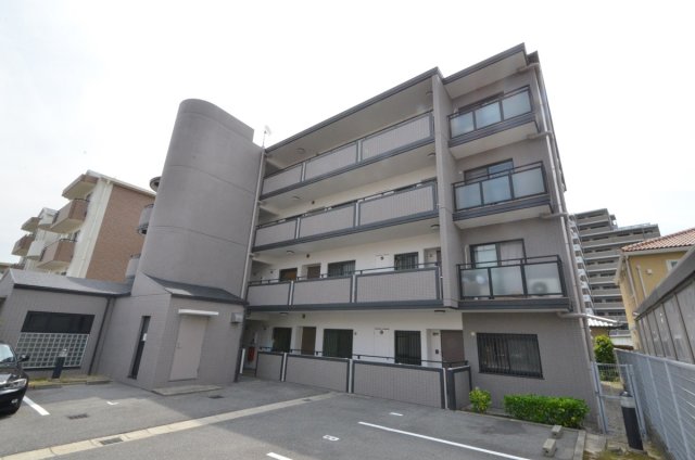 建物外観　敷地内駐輪場あり！