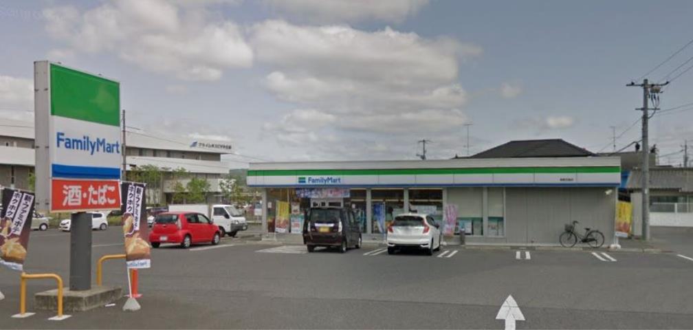 コンビニ　ファミリーマート（コンビニ）まで662m