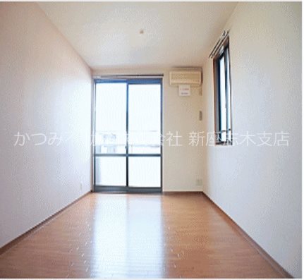 居室・リビング　同物件参考写真