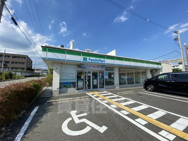 コンビニ　ファミリーマート　彩都粟生南（コンビニ）まで269m